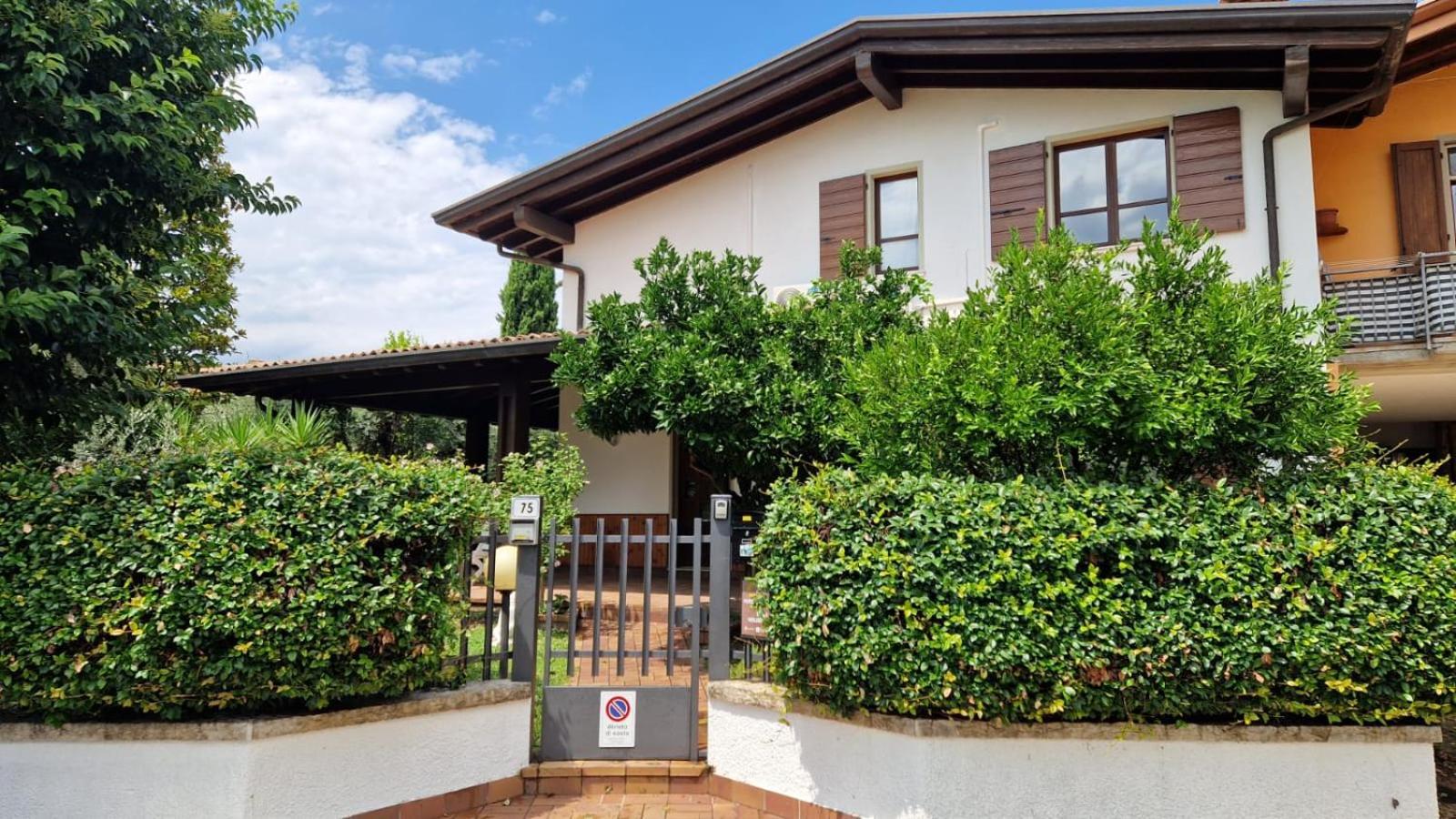 Elisa Holidays Apartments Puegnago sul Garda Exterior foto