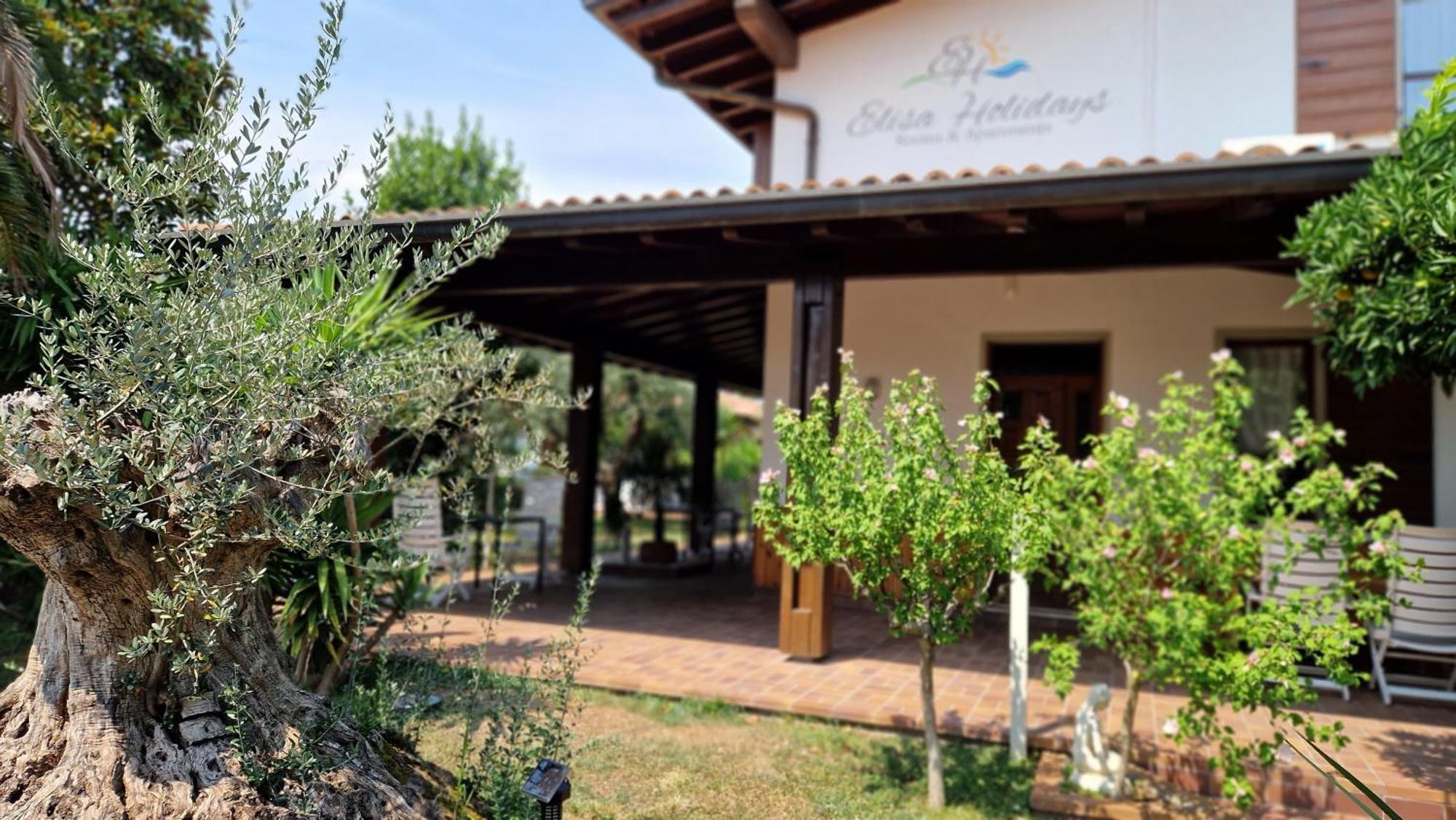 Elisa Holidays Apartments Puegnago sul Garda Exterior foto